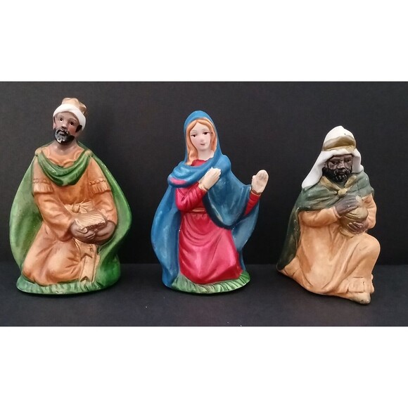 Nativity Set Porcelain 10 Pieces Colorful - Missing Jesus - Replacement Parts - Picture 8 of 11
